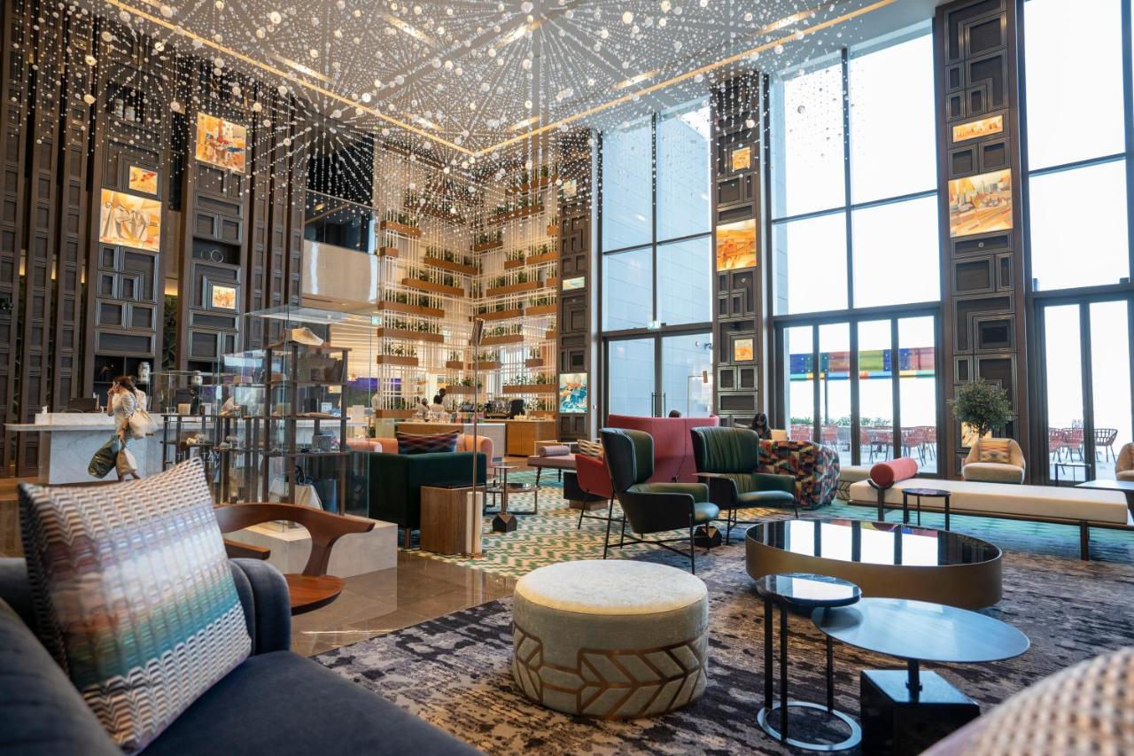 Hyatt Centric Jumeirah Dubai Exterior foto The lobby of the hotel