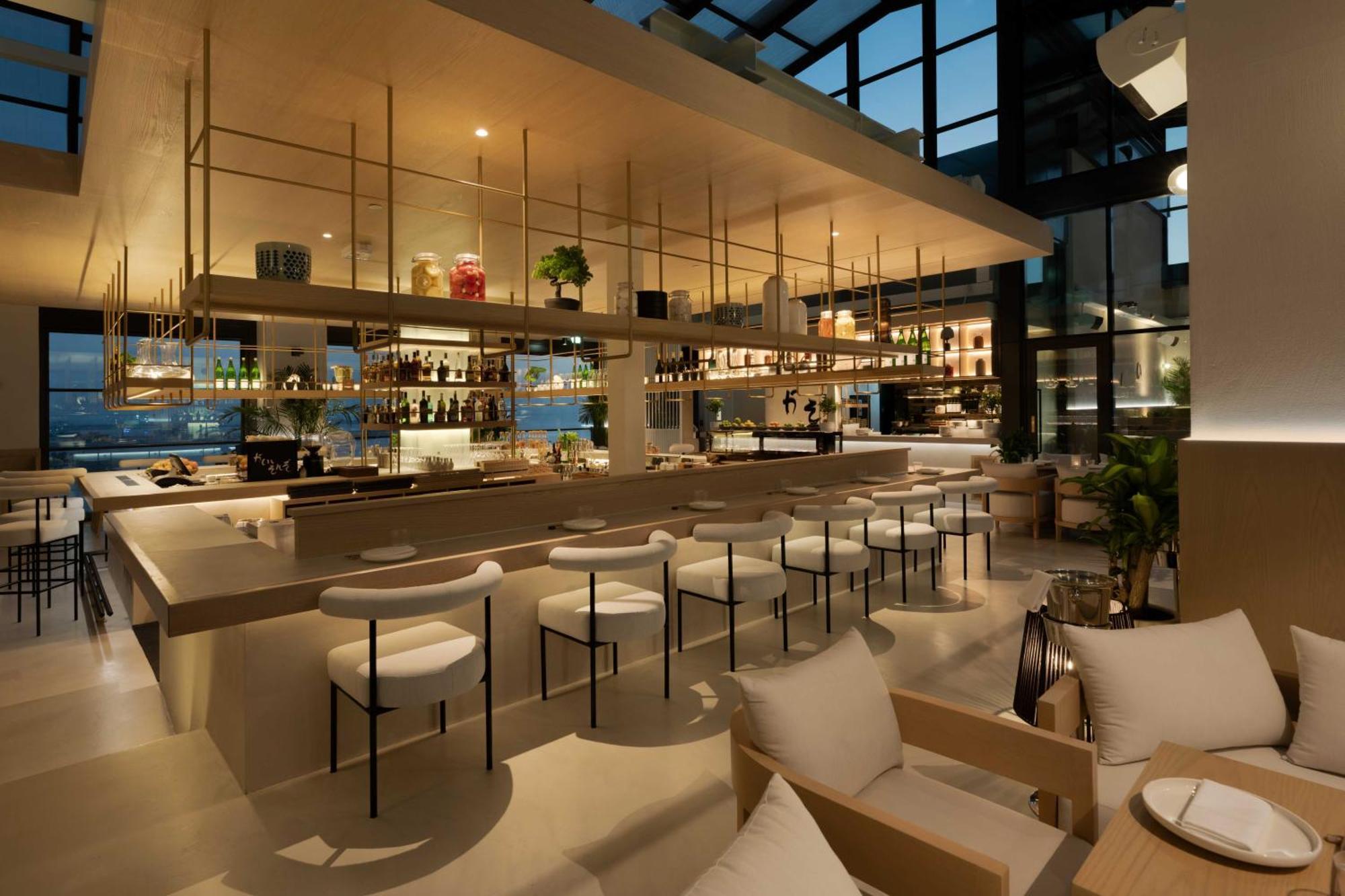 Hyatt Centric Jumeirah Dubai Exterior foto The interior of the restaurant